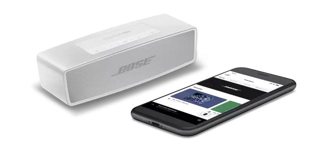 Bose SoundLink Mini II Special Edition silver mobile connect