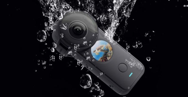 Insta360 ONE X2 Premium Lens Guards under water